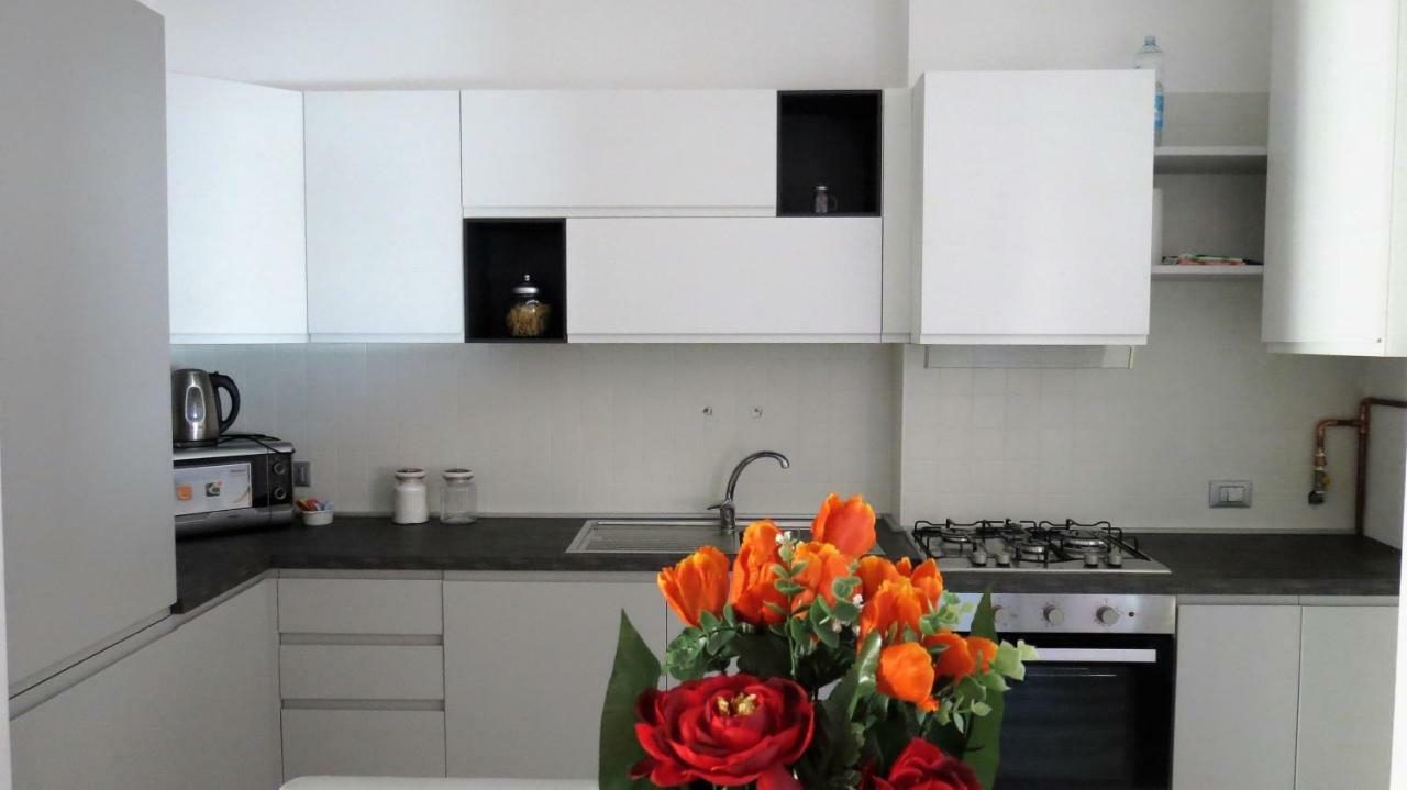 Feel At Home - Casa Alexandra Lovere Bagian luar foto