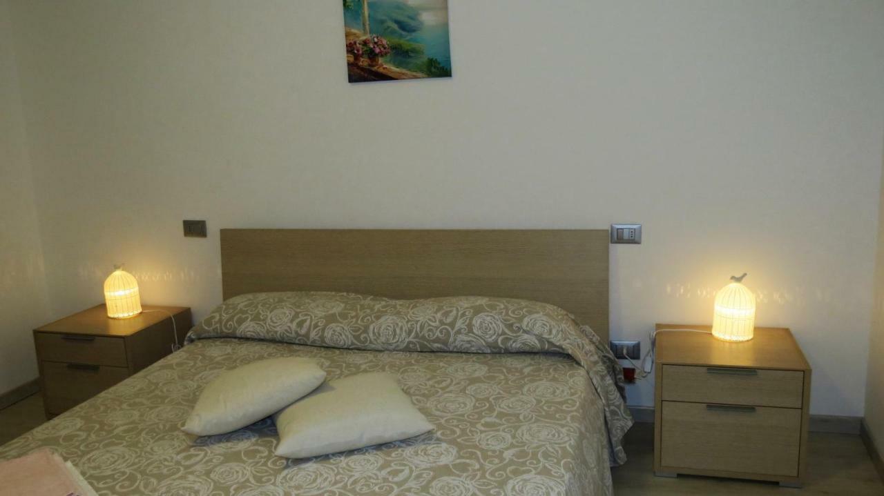 Feel At Home - Casa Alexandra Lovere Bagian luar foto